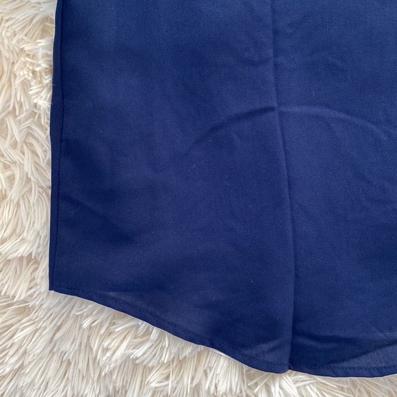 Mine Tulip SS Sleeve Blouse ๐ Navy - Picture 9 of 11